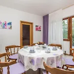 Apartment 2 Bedroom Cozy In Lovran