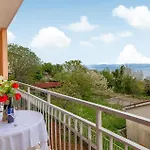 2 Bedroom Cozy In * Lovran