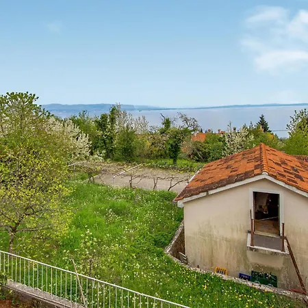 2 Bedroom Cozy In