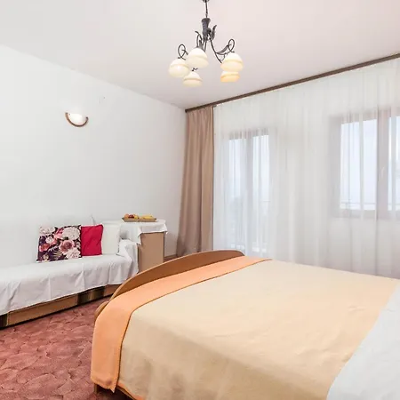 公寓 2 Bedroom Cozy In *