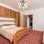 2 Bedroom Cozy In Apartman Lovran